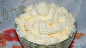 Vynikajúci vanilkový krém bez múky – vydrží až 3 dni v chladničke!