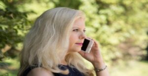 Na obyčajnú otázku odpovedala áno, ale potom toho veľmi ľutovala! Pozor na nový trik podvodníkov