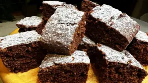 Hrnčekový jablkový perník – jemný, vláčny a hotový raz dva