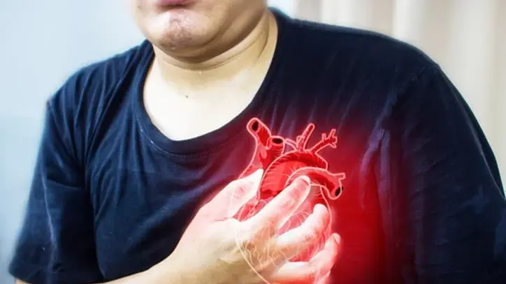 Dýchavica aj krvácajúce ďasná: odborníci odhaľujú, čo všetko môže ohrozovať vaše srdce! Tieto príznaky väčšina ľudí ignoruje